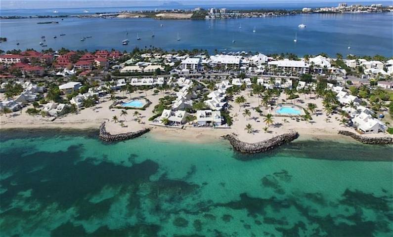 Gîte pour 3 personnes, avec vue ainsi que piscine et jardin dans Nettlé Bay - 3