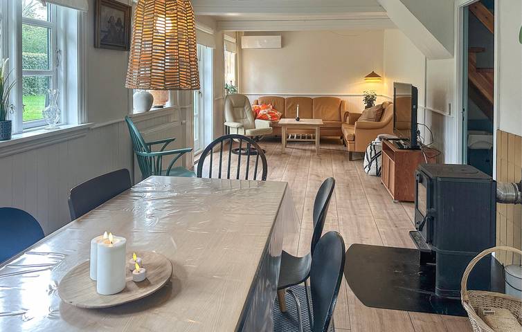 Ferienhaus für 6 Personen, mit Terrasse und Garten