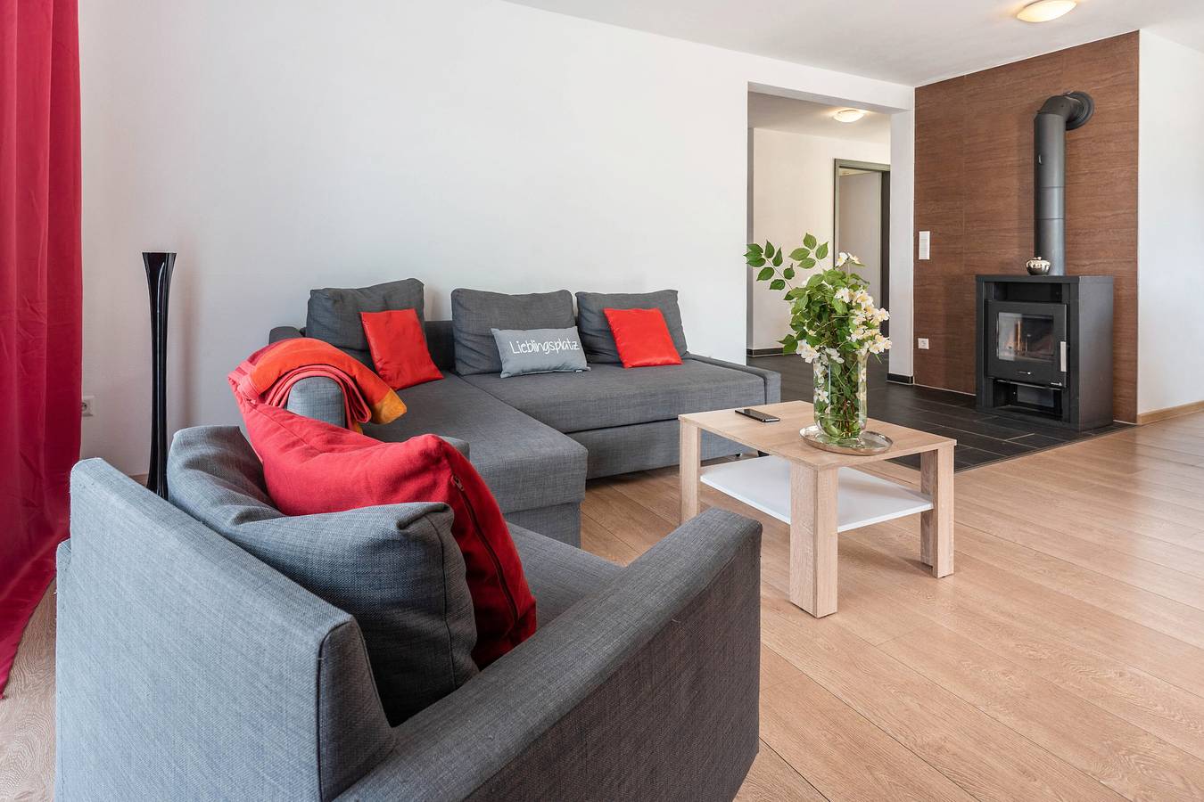 Appartement entier, Appartement 'Teufelsmühlblick' avec vue sur les montagnes, balcon et Wi-Fi in Loffenau, Forêt Noire du Nord