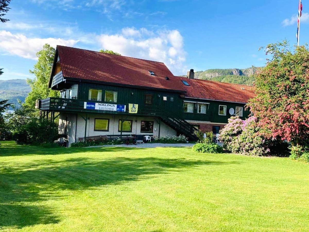 Hotel Nøkling & Camping in Hjelmeland