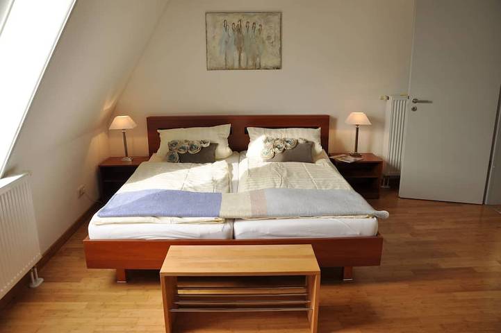 Beach house,200 sq meters. Wf., Directly on the Plauer See, Müritz, 30m to beach in Badestrand Lenz, Malchow