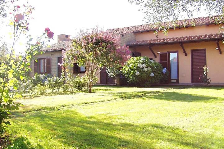 Ferienwohnung für 6 Personen, mit Pool und Garten - 1