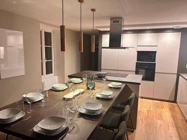 Location de vacances pour 8 personnes, avec terrasse à Château-Larcher - 2