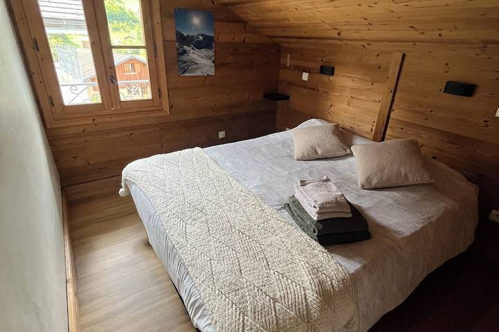 Gîte pour 5 personnes, avec terrasse à Bozel - 3