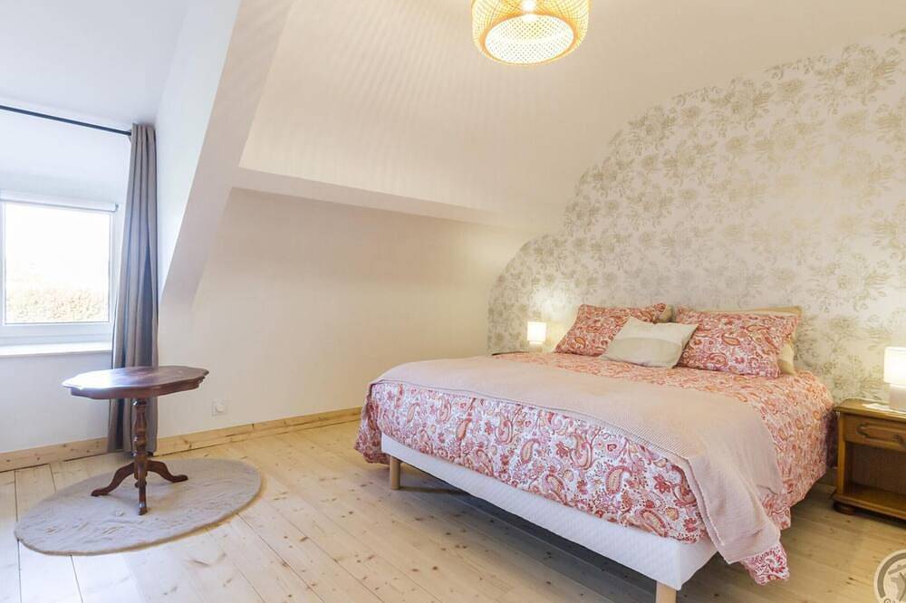 Charmantes Haus in Réville mit Wi-Fi, nahe in Réville, Cherbourg und Umgebung