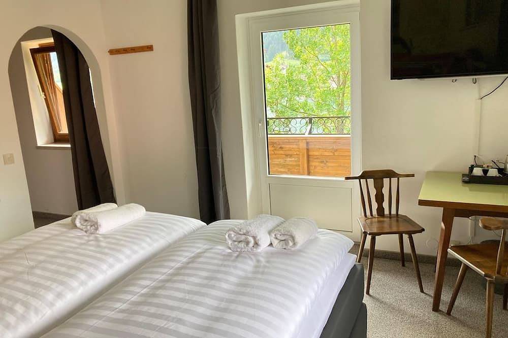 Doppelzimmer Seeblick, 2. Stock - Aparthotel Seebrauer am Afritzer See in Feld am See, Villach-Land