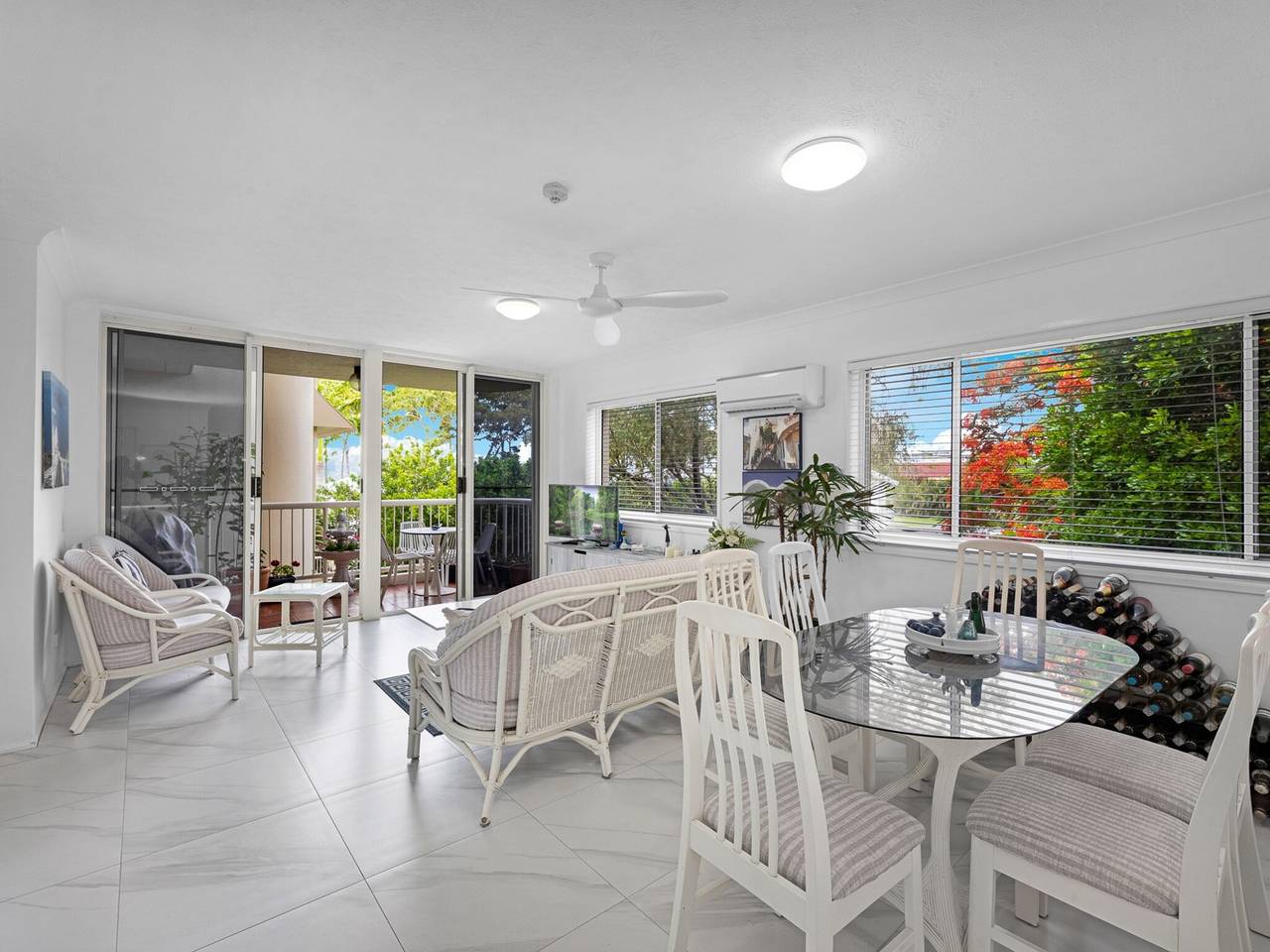 Ganze Wohnung, Entspannender Kurzurlaub nur wenige Schritte vom Strand entfernt mit Pool in Hervey Bay, Fraser Coast