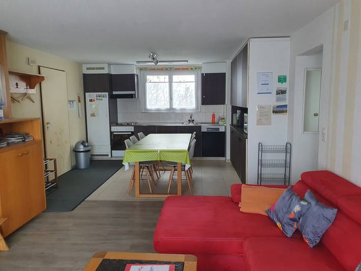 Ferienwohnung für 6 Personen, mit Balkon/Terrasse und Garten sowie Ausblick und Seeblick in Nidwalden