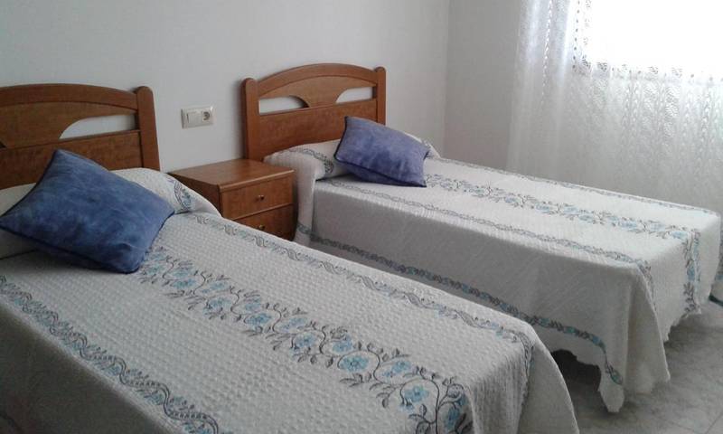 Ferienwohnung für 6 Personen, mit Garten und Seeblick sowie Ausblick und Balkon - 1