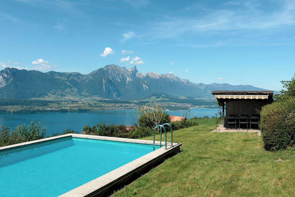 Private Chalet with Pool, Lake & Mountain Views in Sigriswil, Thunersee