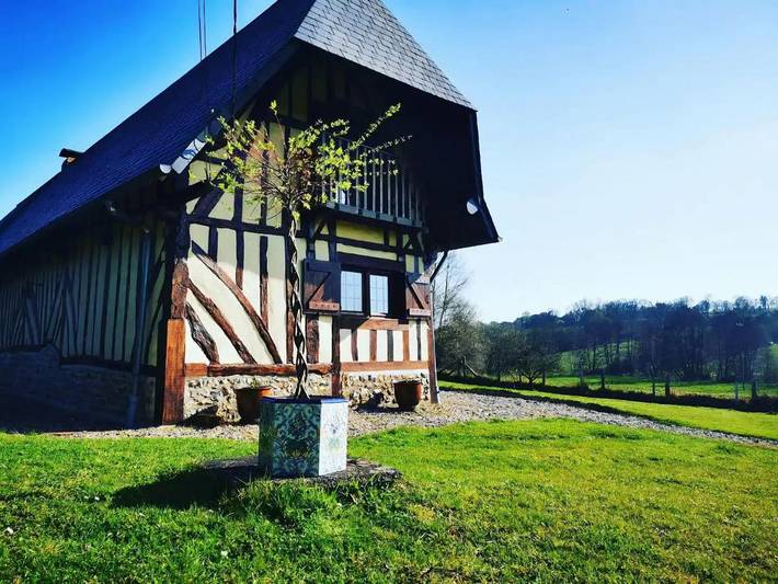 Location de vacances pour 6 personnes, avec jardin et vue à Bonneville-la-Louvet - 2