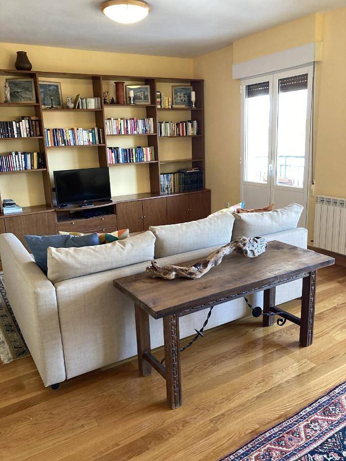 Gîte pour 5 personnes, avec vue ainsi que vue sur le lac et balcon à Zumaia - 4