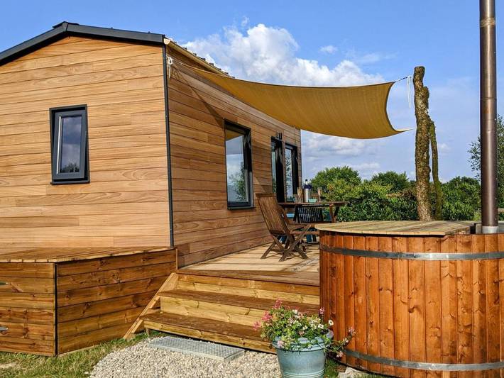 Location de vacances pour 2 personnes, avec jacuzzi ainsi que piscine et jardin à Mirande - 2