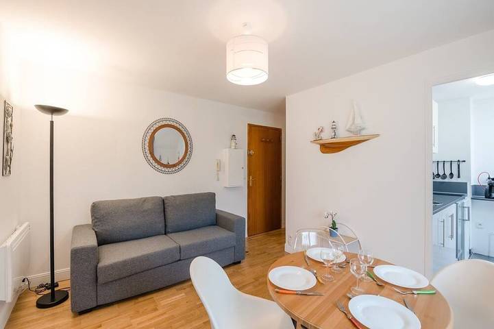 Location de vacances pour 4 personnes, avec balcon, animaux acceptés à Port-en-Bessin-Huppain