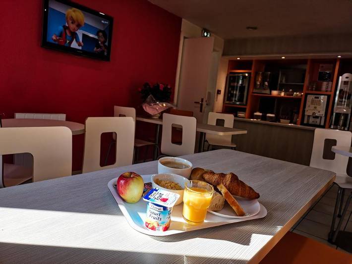 Hôtel pour 3 personnes, avec terrasse à Talange