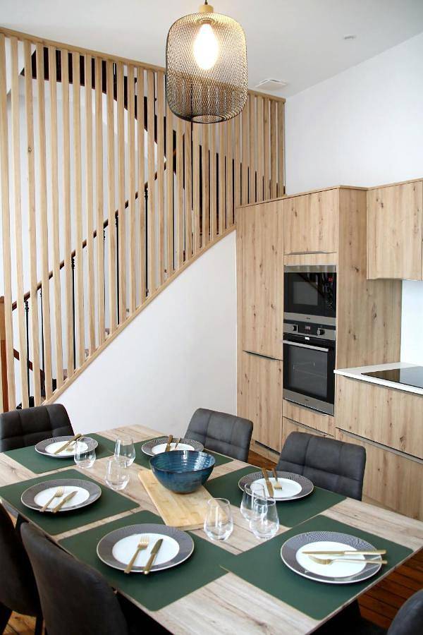 Appartement entier, Four-Bedroom Apartment in Cognac, Charente