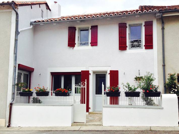 Gîte pour 5 personnes, avec terrasse ainsi que sauna et jacuzzi à Roussines - 2