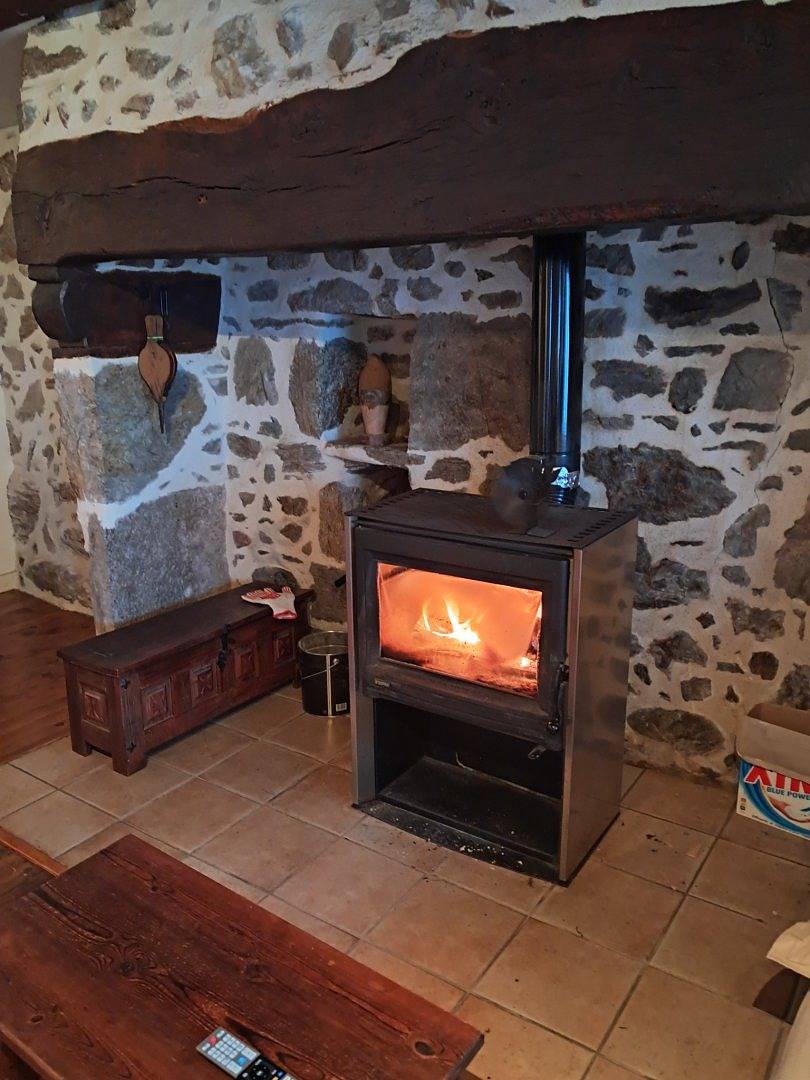 Gîte du Lavoir in Champs-sur-Tarentaine-Marchal, Parc naturel régional des Volcans d'Auvergne