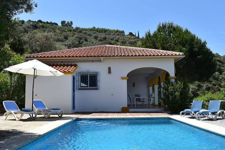 Ferienhaus für 4 Personen, mit Garten und Pool - 1