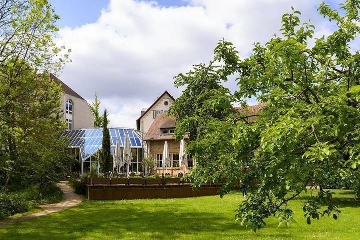 Ferienhaus für 2 Personen, mit Terrasse und Garten in Klingenmünster