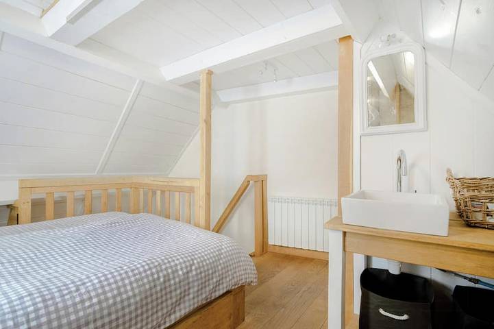 Location de vacances pour 2 personnes, avec Balcon et Jardin dans Office De Tourisme De Murolo - 3