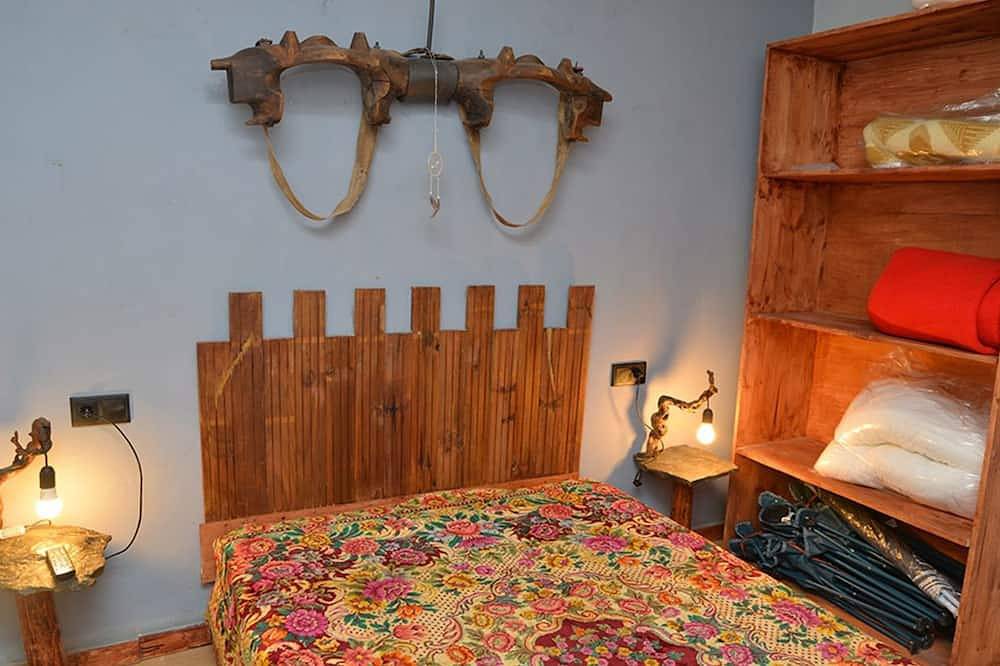 Ganze Wohnung, Angepasste rustikale Wohnung für 4 Personen Pobla de Lillet in La Pobla de Lillet, Katalanische Pyrenäen