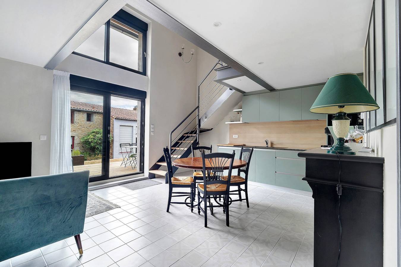 Piccola casa "La Grande Rivière" con piscina, Wi-Fi e aria condizionata in Tillières, Cholet e dintorni