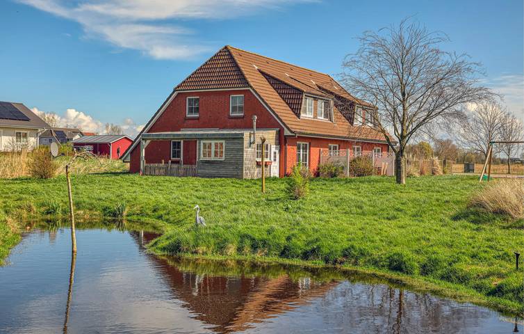 Ferienhaus für 4 Personen, mit Terrasse und Garten in Tönning