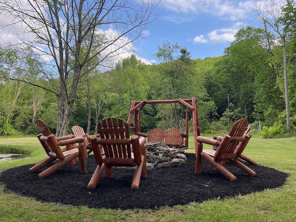 Geräumiges Haus im Kolonialstil, nur wenige Minuten von Camelback & Crossings Outlets entfernt in Long Pond