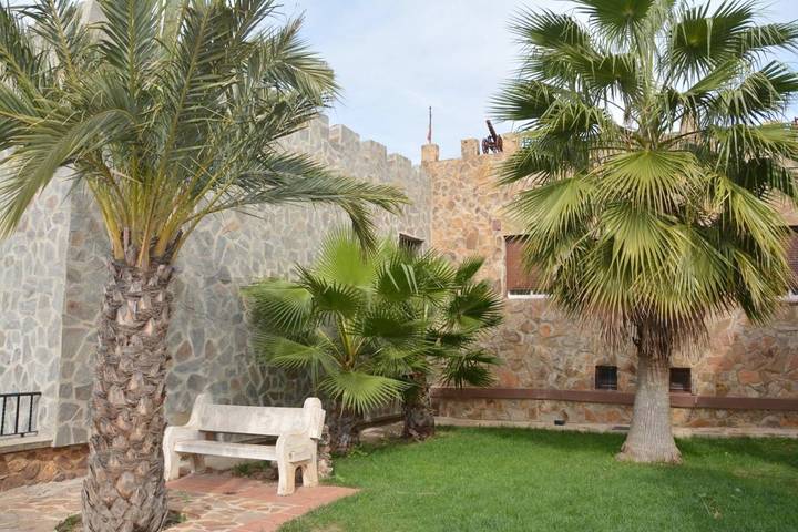 Casa rural con piscina para 3 personas, con vistas además de terraza y piscina en Provincia de Ciudad Real - 3