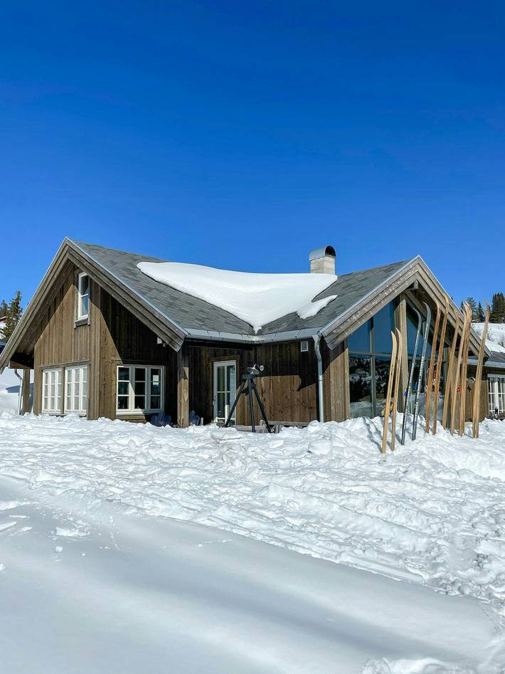 Familienfreundliche Almhütte in der Nähe des Makalaus-Gipfels in Sør-Aurdal