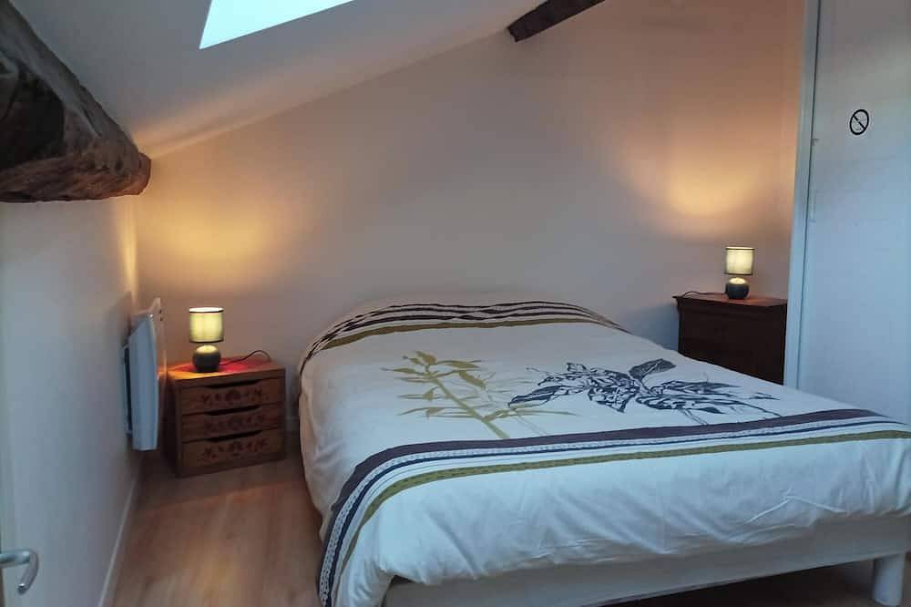 Apartamento entero, Charm and comfort in the heart of the city - Furnished T4 apartment in Oyonnax, Nantua