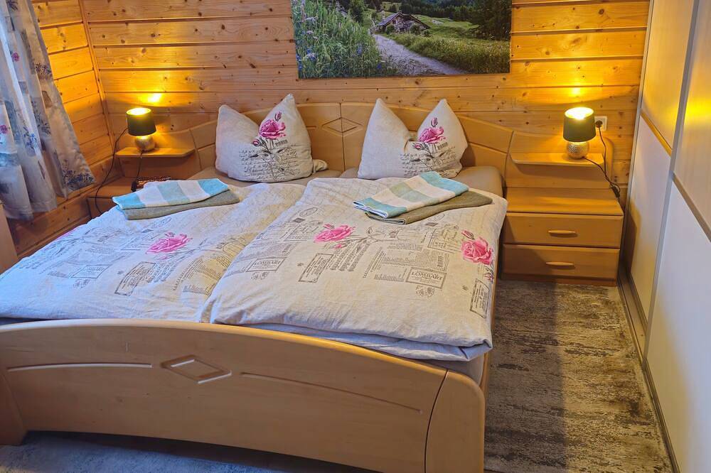 Thuringian country house with panoramic view in every season with house sauna and fireplace in Gehlberg, Rennsteig (weg)