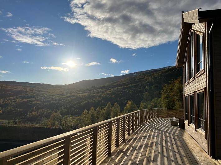 Feriehus for 11 personer, med Terrasse og Utsikt i Sogndal 