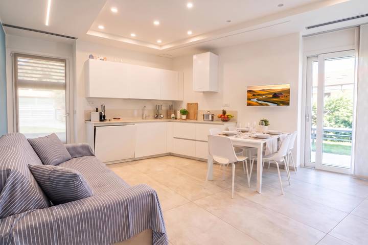 Appartement entier, Villa Venere With Garden & Parking in Ceriale, Riviera di Ponente