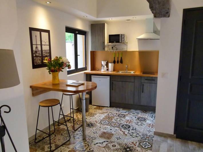 Alojamiento y desayuno para 2 personas, con terraza y jardín - 1
