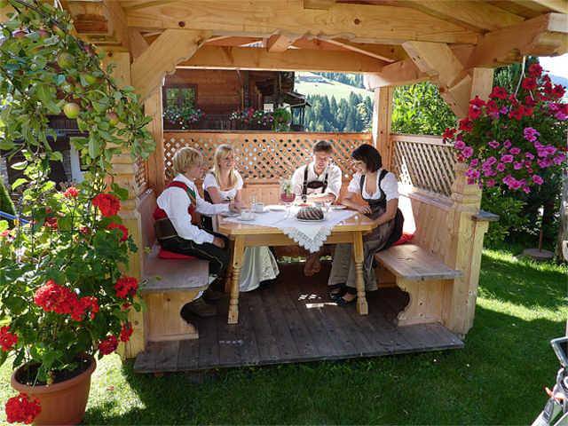 Ganze Ferienwohnung, Appartement 1 in Alpbach, Kaisergebirge