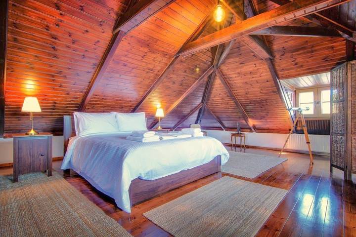 Willa dla 8 osób, z Balkon i Jacuzzi oraz Taras i Ogród w Janina regionalna Preweza