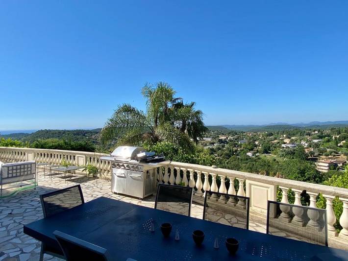 Appartement de vacances pour 2 personnes, avec Terrasse et Jardin ainsi que Piscine et Vue