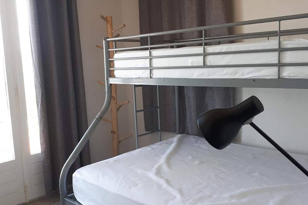 Villa vue mer avec piscine privative, jardin,  domine plage du Pero in Cargèse, Parc naturel régional de Corse