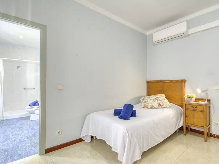 Entire apartment, Primfilat in Figueres, Upper Empordà