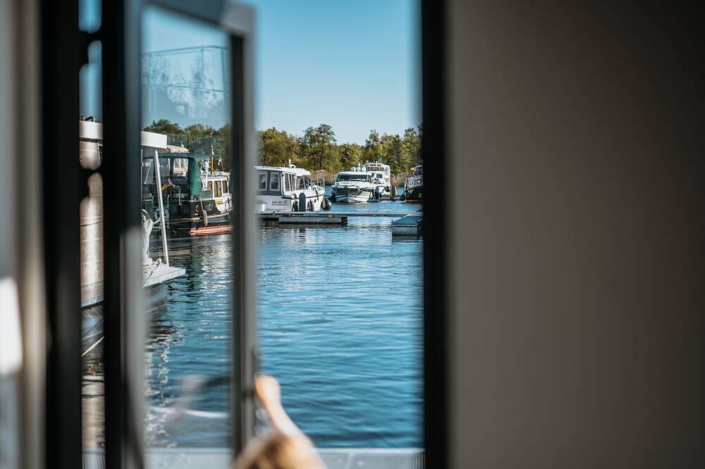 Houseboat Red Pearl - moments of tranquility in Zehdenick, Ruppiner Seenland