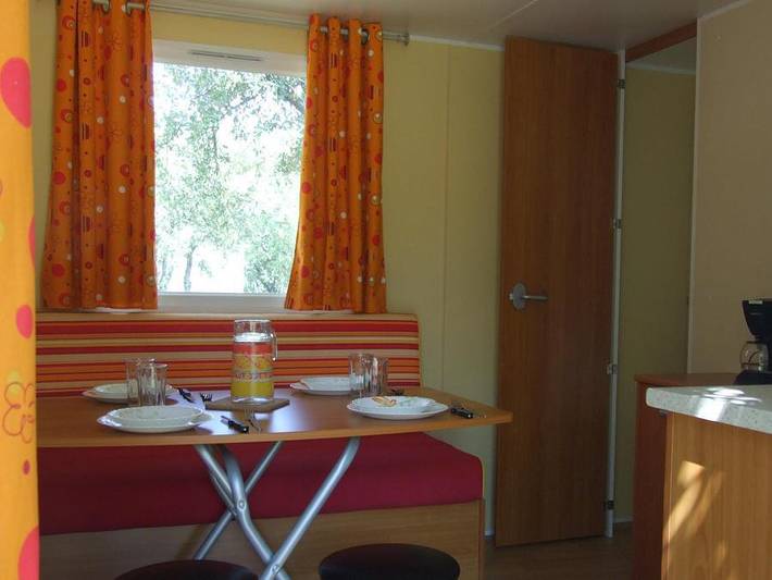 Camping Les chênes - Mobilheim 4 personen - Ohne Sanitäranlagen Klimatisiert - 2 Zi - 3 x 6m / Garrigue in Junas, Mittelmeerküste (Frankreich)