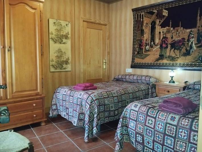 Casa rural para 6 personas, con Terraza además de Jardín y Piscina en Montejícar - 2