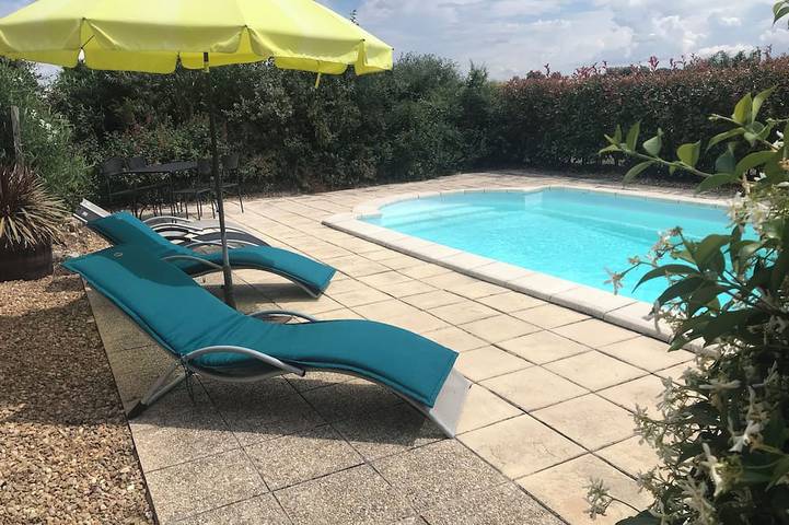 Gîte pour 5 personnes, avec jardin - 1