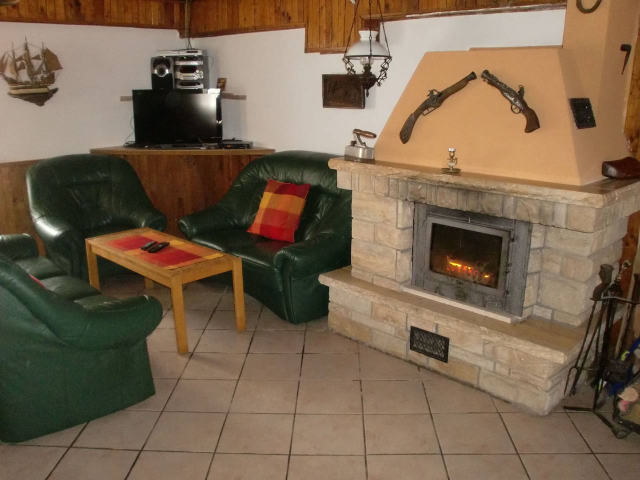 Chalet in Ore Mountains near Ski Slopes in Jindřichovice, Ore Mountains (Czech Republic)