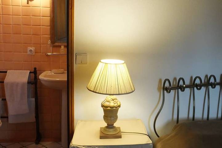 Gîte pour 4 personnes, avec piscine ainsi que jardin et jacuzzi à Soure - 3