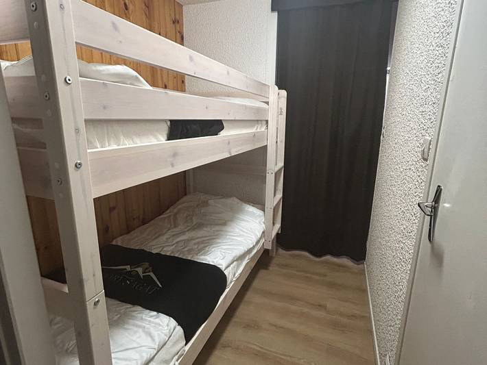 Gîte pour 4 personnes, avec balcon dans Office De Tourisme Super Besse - 2