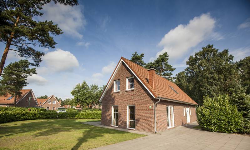 Bungalow für 12 Personen, mit Terrasse und Balkon/Terrasse - 1
