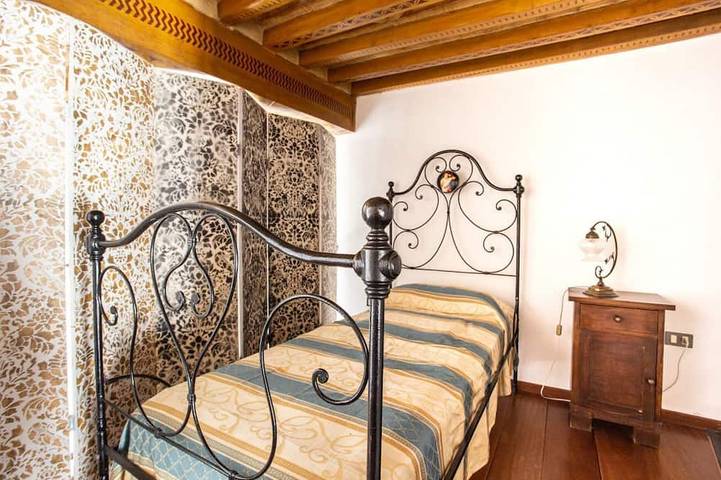Appartement entier, Palazzo Malfatti - Appartamento deluxe con vista Piazza Garibaldi in Massa Marittima, Province de Grosseto